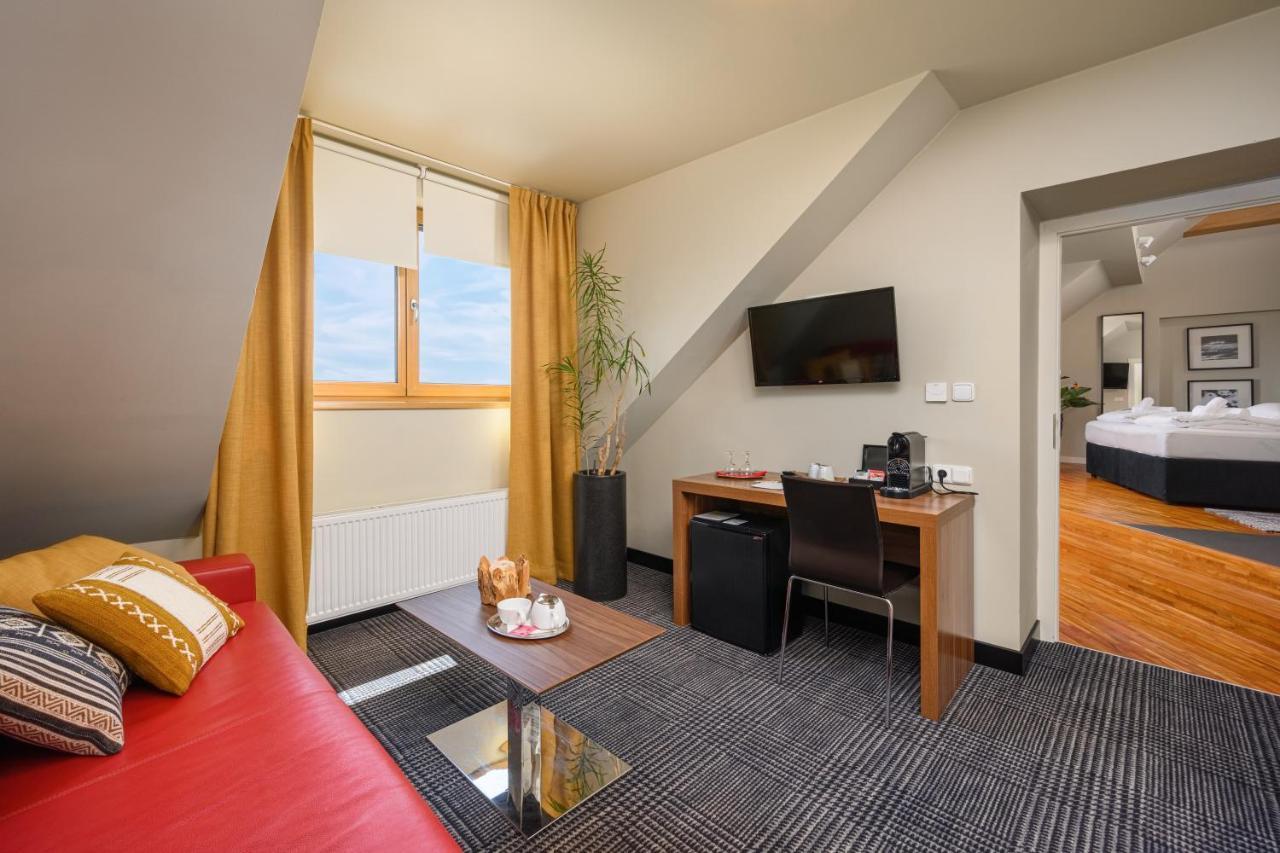 Hotel Premier- Adults Only Bedrichov  Exterior photo