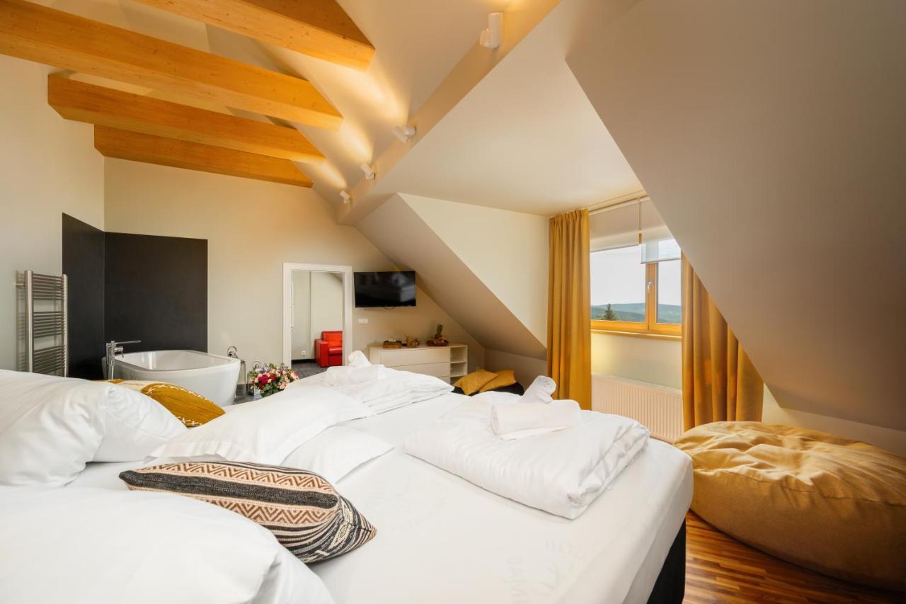 Hotel Premier- Adults Only Bedrichov  Exterior photo